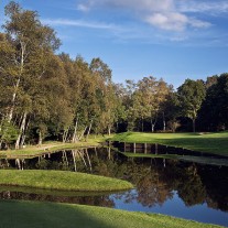 ES-297-07: Wentworth West Course 8th Green & Lake