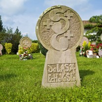 FPY-07-02: Gravestone, Ainhoa
